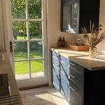 Hyggeligt Sommerhus I Det Fynske Ohav 100 M Til Vandet Med Badebro * Nordenbro Vesteregn