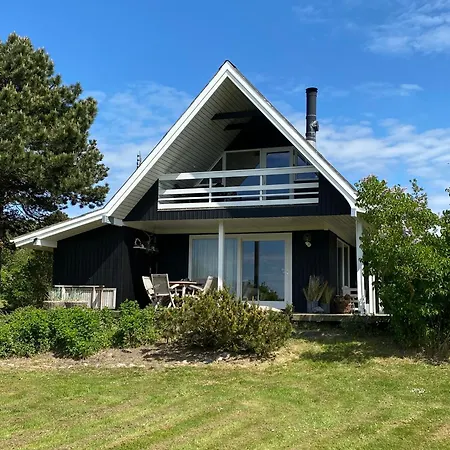 Hyggeligt Med Havudsigt Feriehus