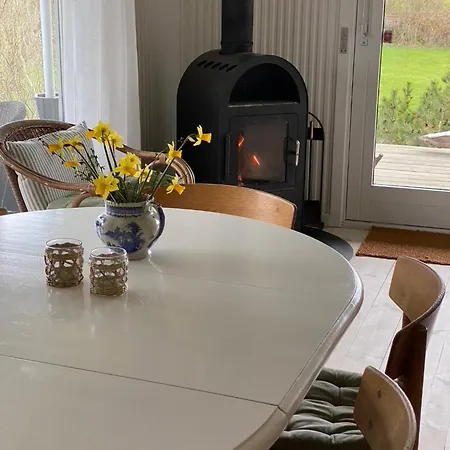 Holiday home Hyggeligt I Det Fynske Ohav 100 M Til Vandet Med Badebro Humble