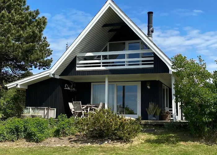 Hyggeligt Pa Langeland 100 M Til Vandet, Naer Dovns Klint Nyaraló